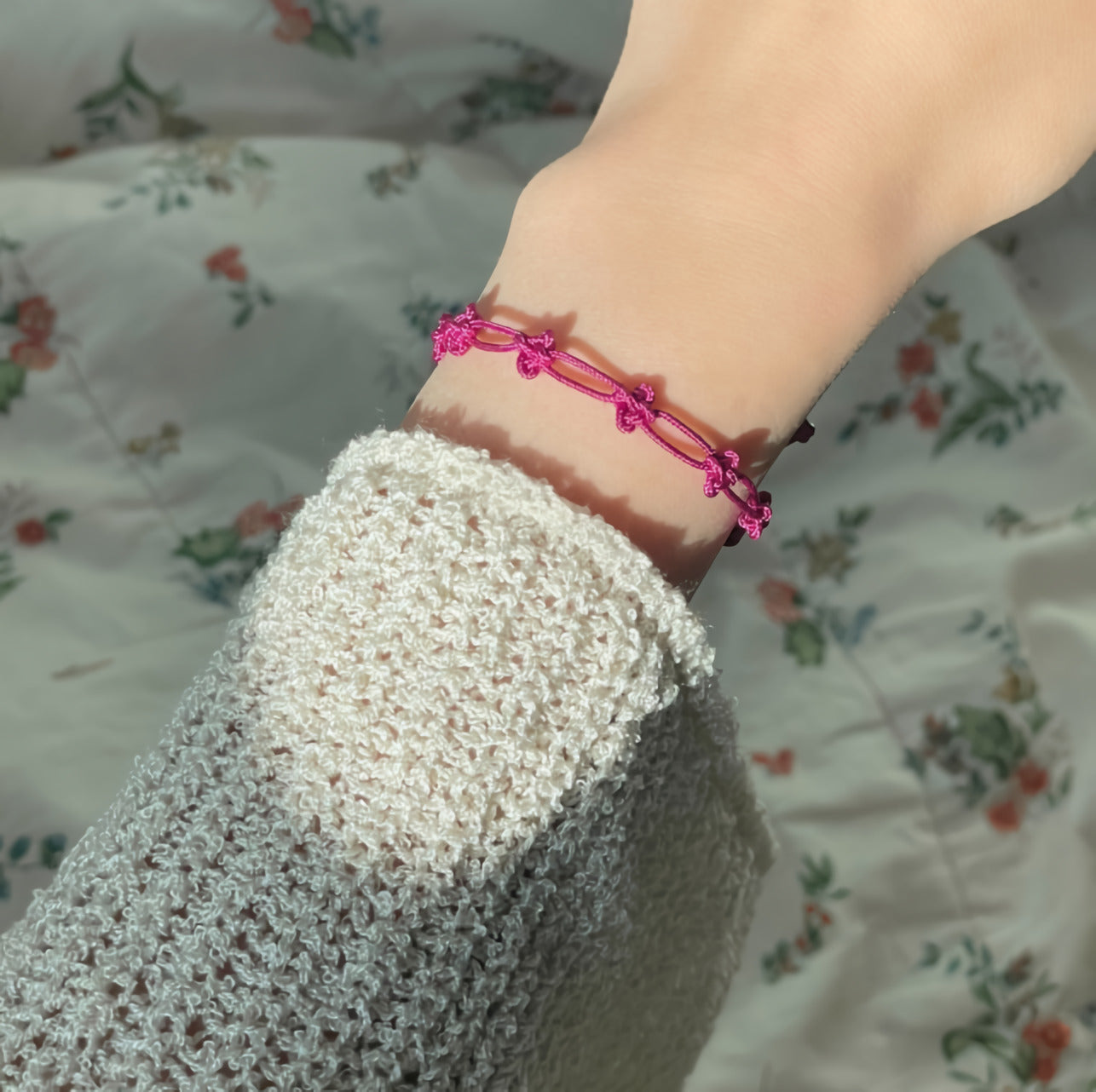 Korean Traditional Clover Lucky Knot Bracelet Friendship Bracelet