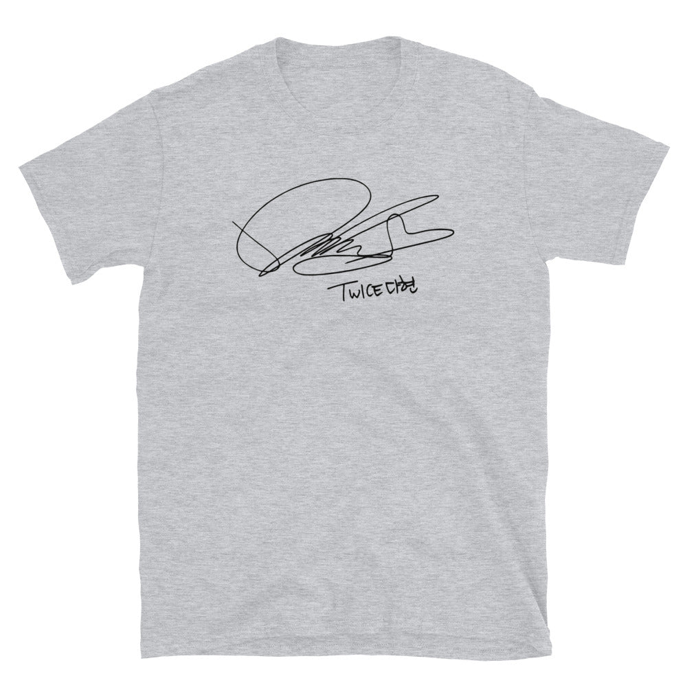 TWICE Dahyun, Kim Da Hyun Signature Unisex T-Shirt